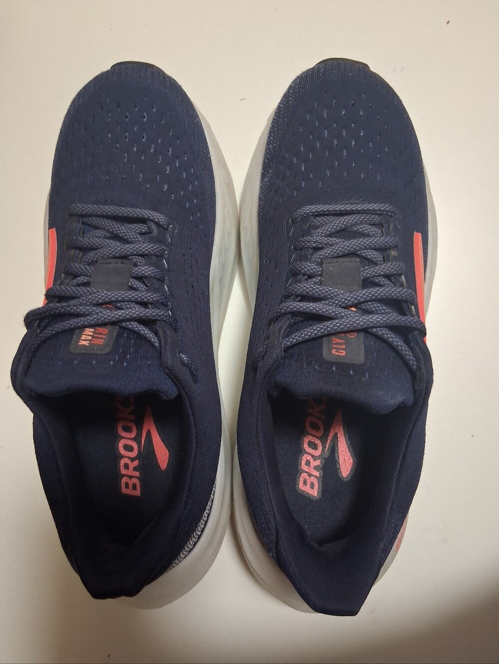 Brooks Glycerin Max Women’s Running Shoe * Size: 8.5 (Medium) - Picture 6 of 8